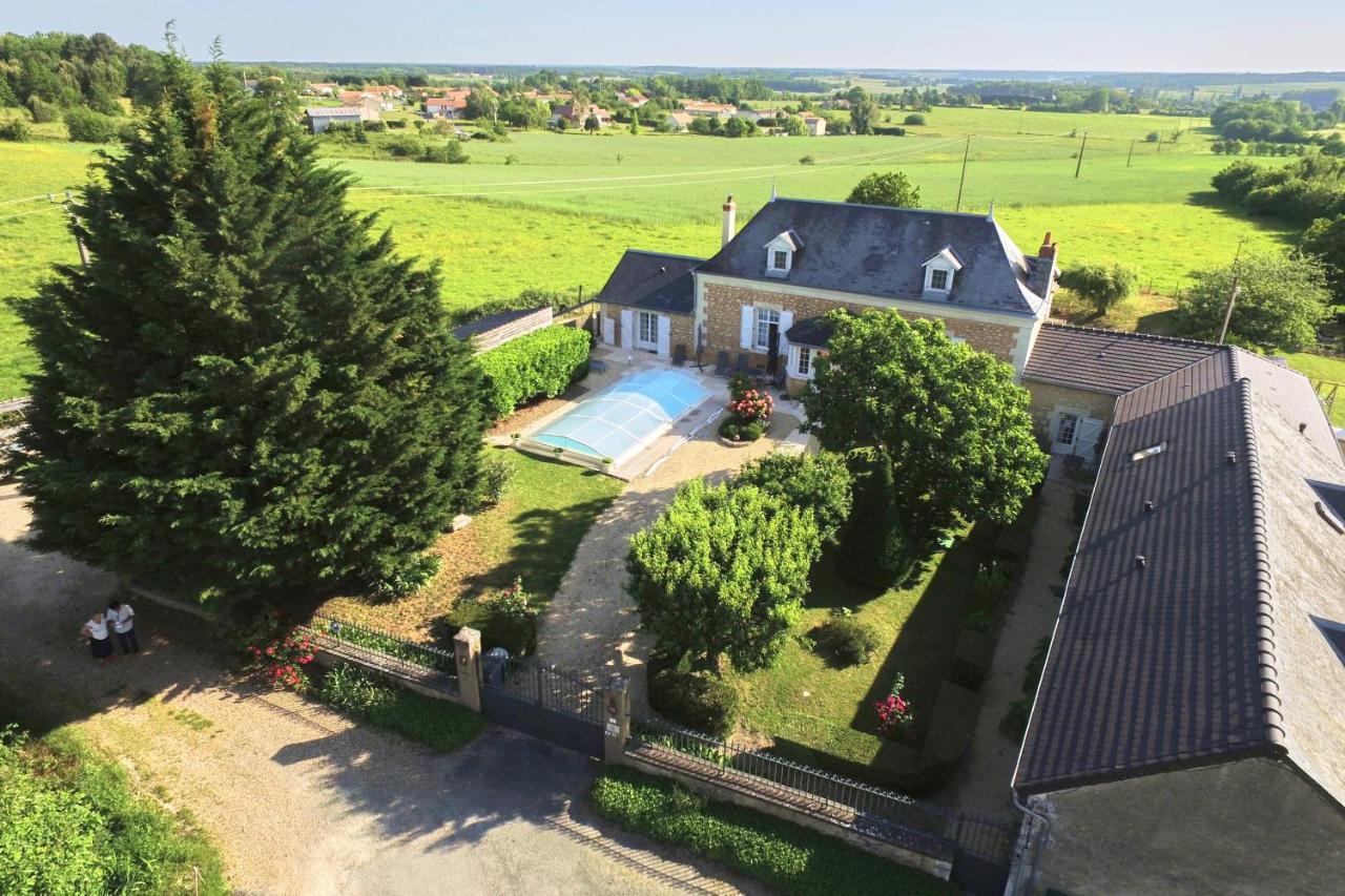 Bed and Breakfast La Costonnerie Leigne-sur-Usseau Zewnętrze zdjęcie